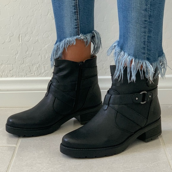 Black Chic Lug Sole Harness Detail Tall Ankle Boot - Picture 5 of 8